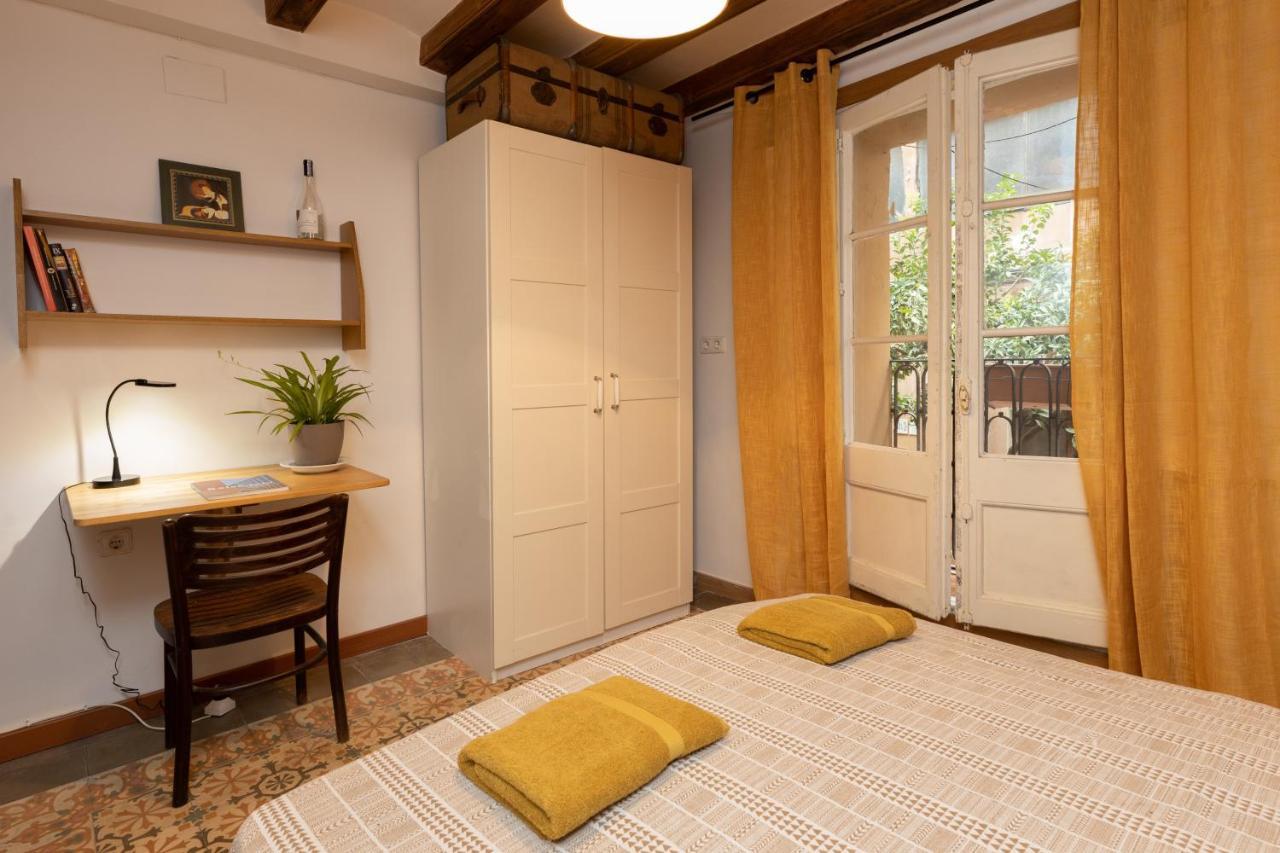 Aparteasy - Central Gracia Apartments Барселона Екстериор снимка