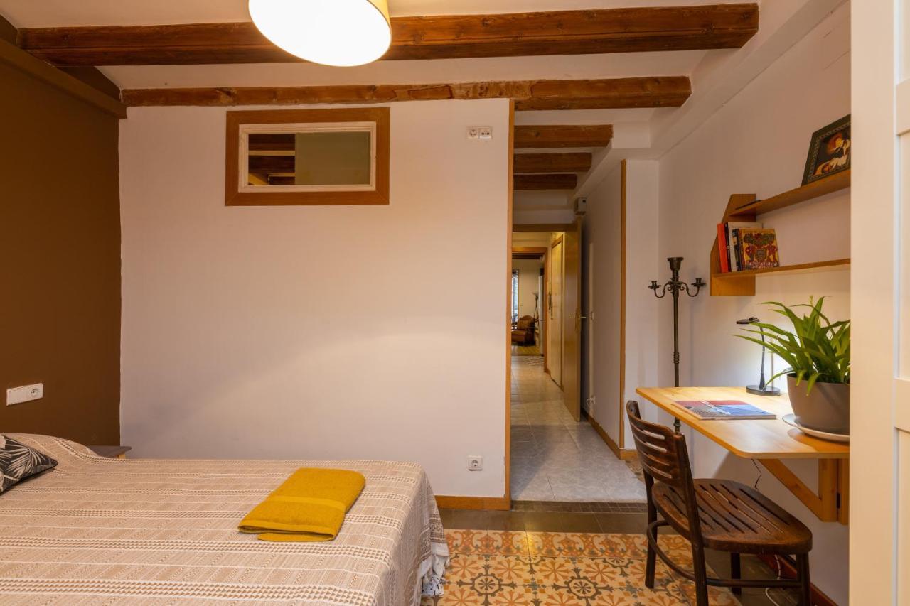 Aparteasy - Central Gracia Apartments Барселона Екстериор снимка