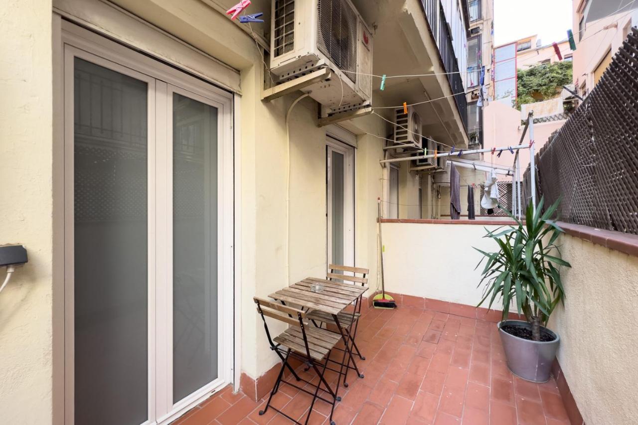 Aparteasy - Central Gracia Apartments Барселона Екстериор снимка