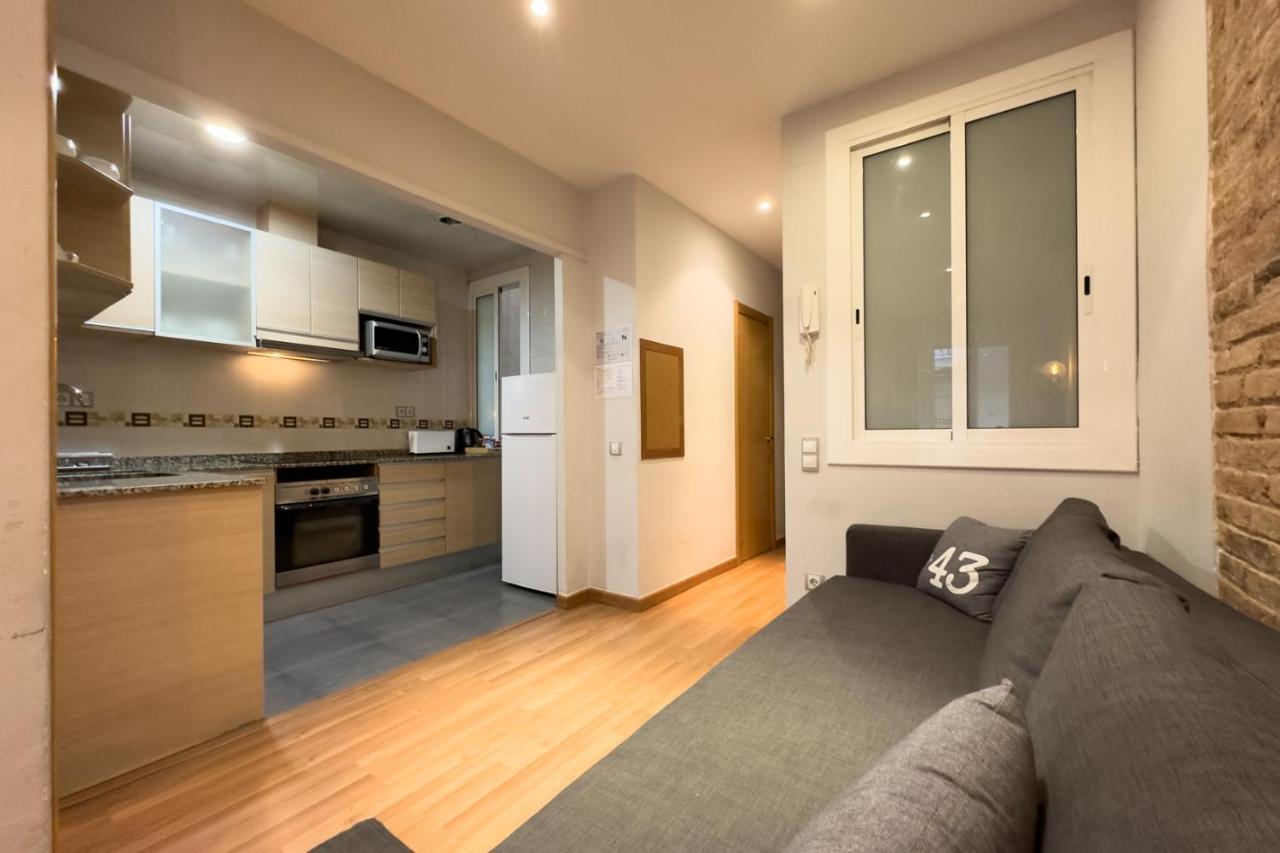 Aparteasy - Central Gracia Apartments Барселона Екстериор снимка