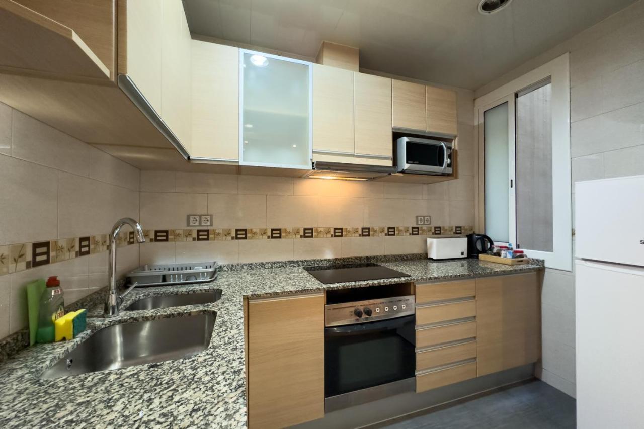 Aparteasy - Central Gracia Apartments Барселона Екстериор снимка