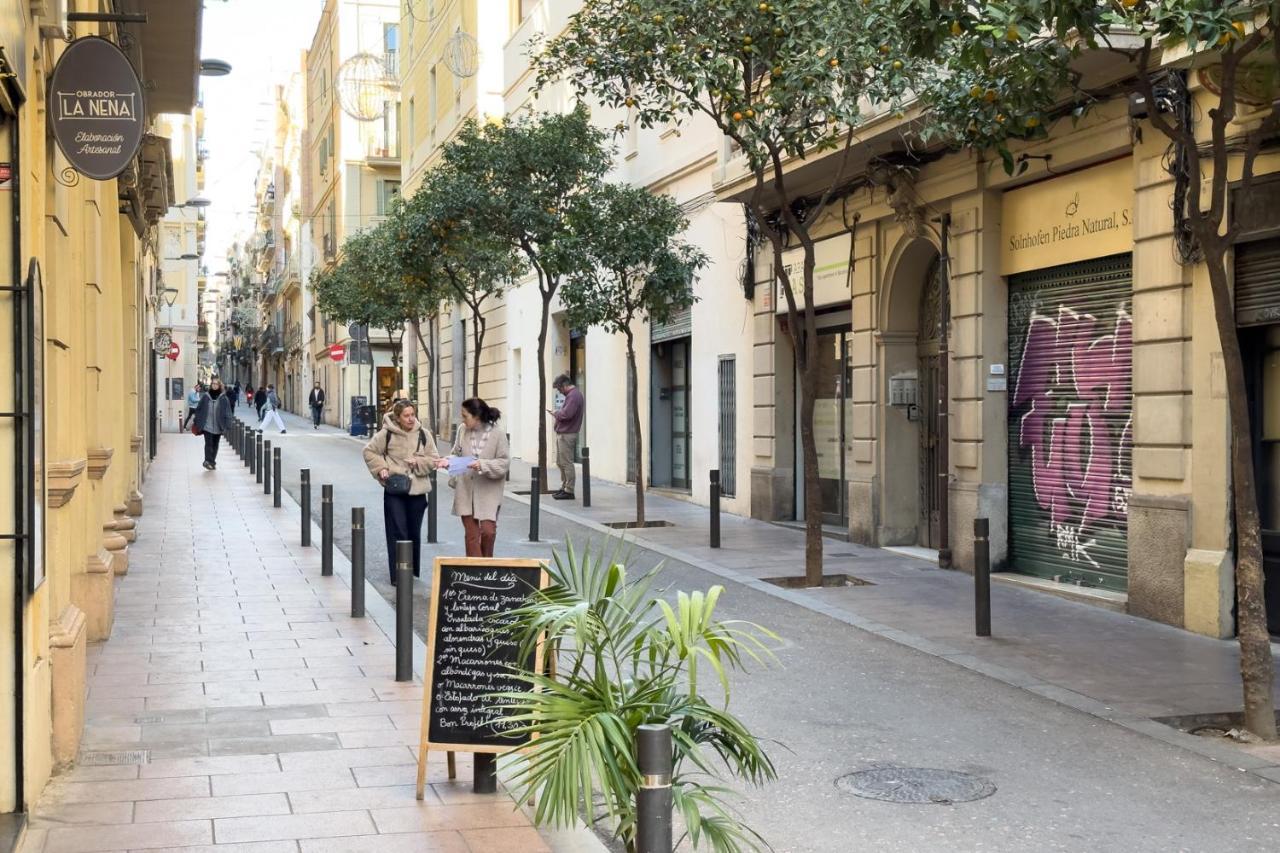 Aparteasy - Central Gracia Apartments Барселона Екстериор снимка