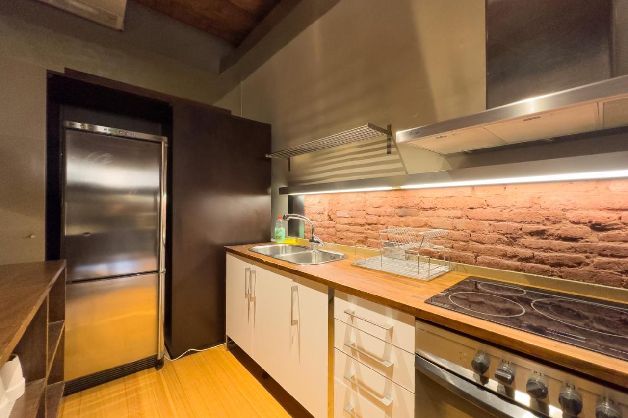 Aparteasy - Central Gracia Apartments Барселона Екстериор снимка