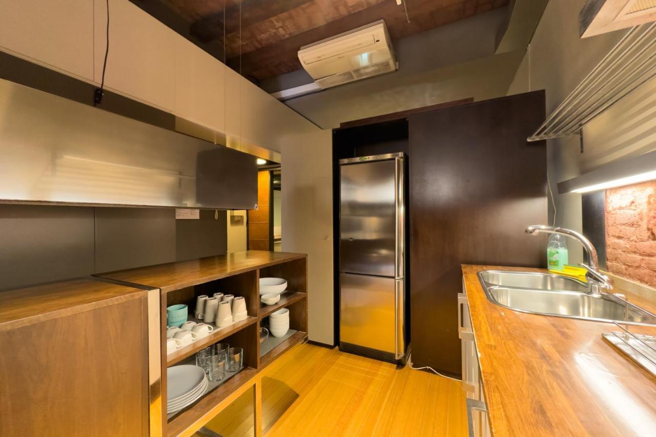 Aparteasy - Central Gracia Apartments Барселона Екстериор снимка
