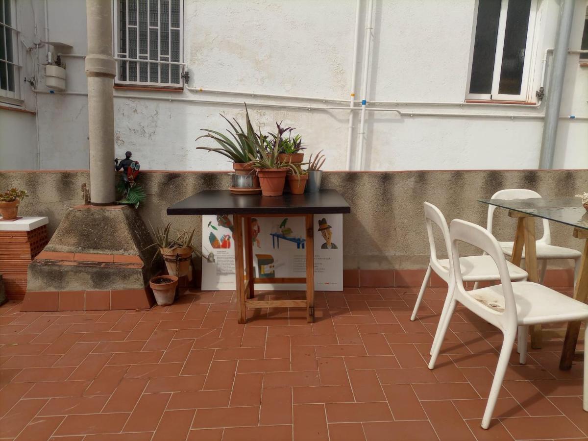 Aparteasy - Central Gracia Apartments Барселона Екстериор снимка
