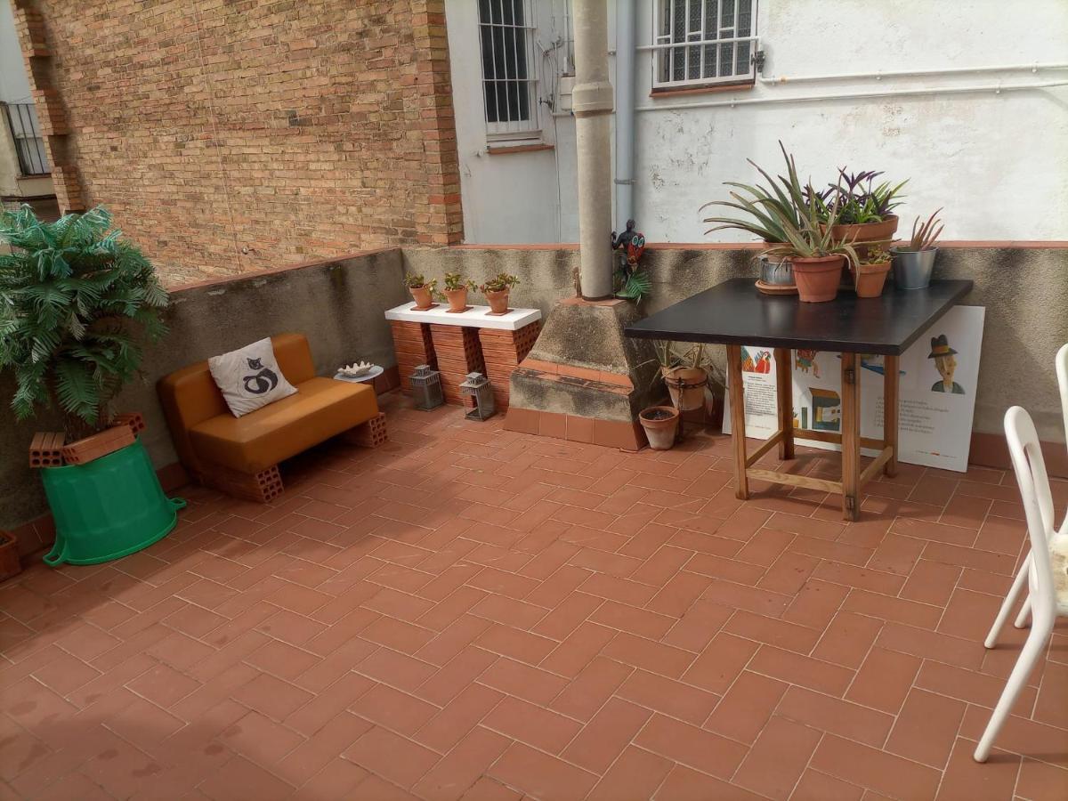 Aparteasy - Central Gracia Apartments Барселона Екстериор снимка