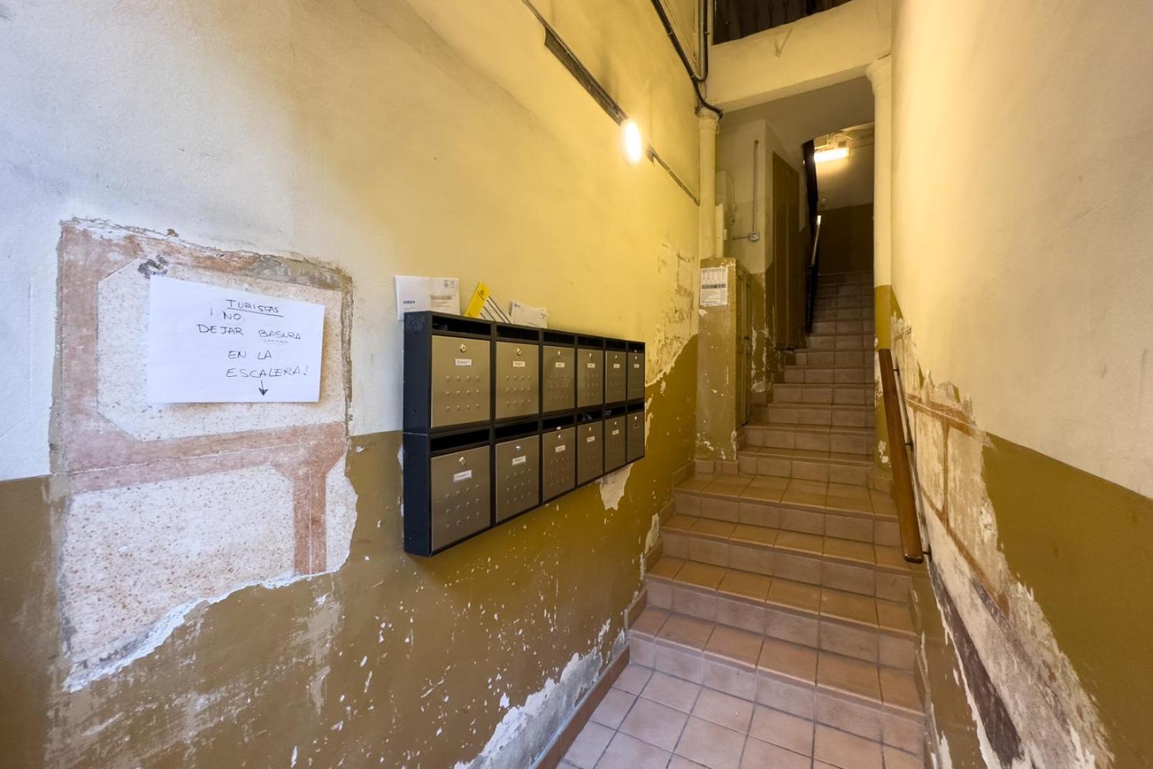 Aparteasy - Central Gracia Apartments Барселона Стая снимка