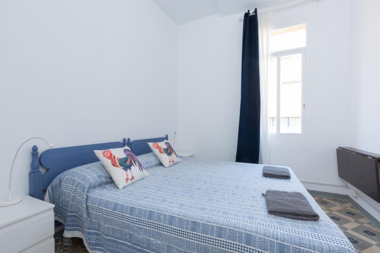 Aparteasy - Central Gracia Apartments Барселона Екстериор снимка